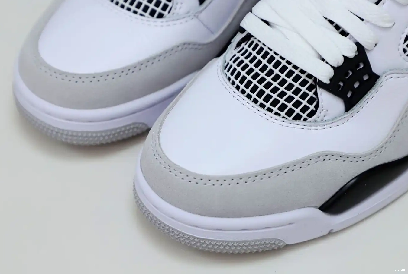 MILITARY JORDAN 4 AIR BLACK 0516